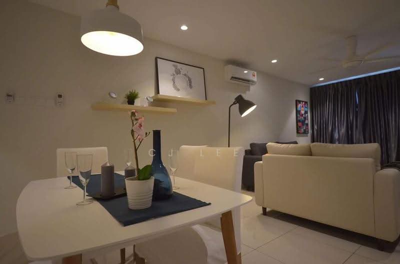 Kediaman Servis untuk Dijual di Pearl Suria - CJ Lee - Living Room - PropertyGuru.com.my