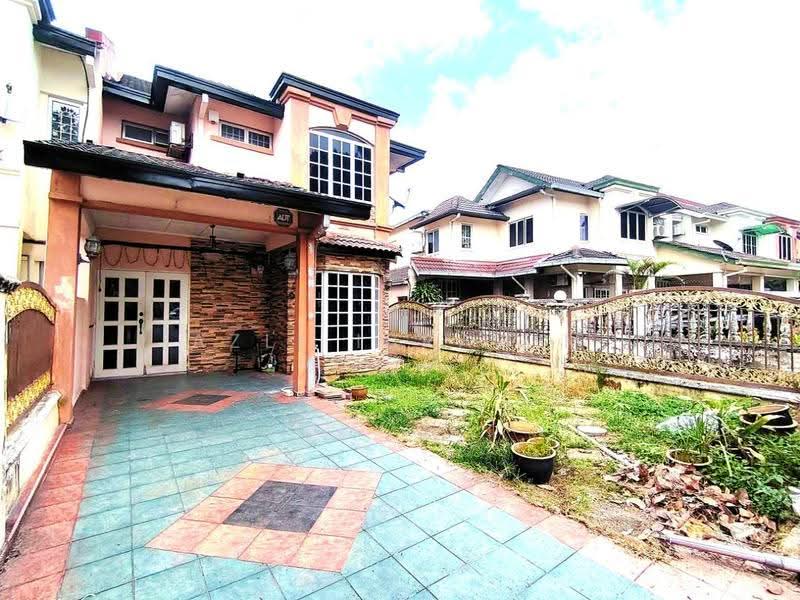 2-storey Terraced House for Sale in Bandar Tun Hussein Onn (Cheras) - Azli Ibrahim - Exterior - PropertyGuru.com.my