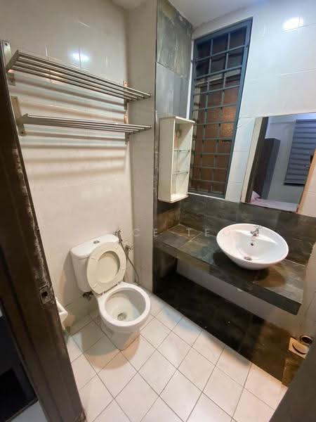 Kediaman Servis untuk Disewa di Ritze Perdana 1 - Bryce Teo - Bathroom - PropertyGuru.com.my