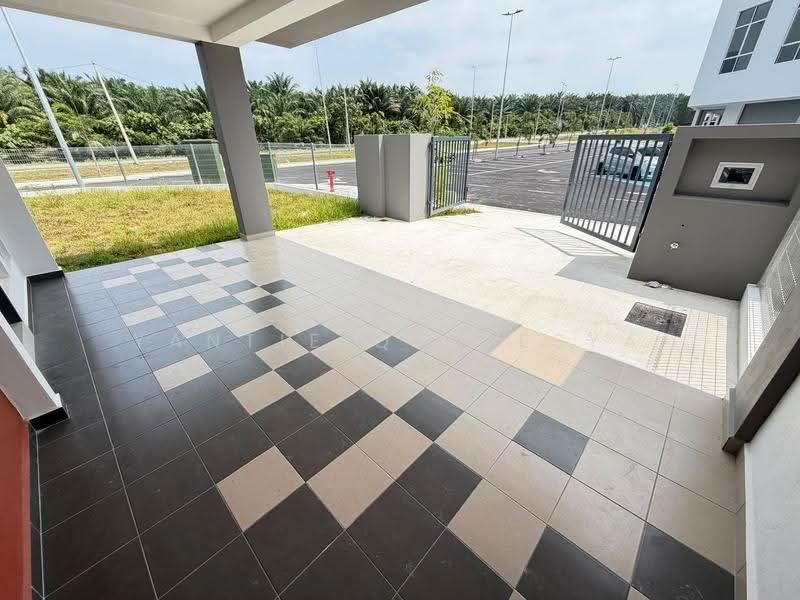 Rumah Teres untuk Dijual di Dengkil (Selangor) - Yantie Qaleesya - Exterior - PropertyGuru.com.my