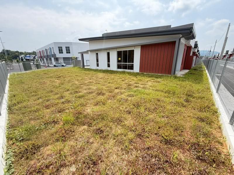 Rumah Teres untuk Dijual di Dengkil (Selangor) - Yantie Qaleesya - Exterior - PropertyGuru.com.my