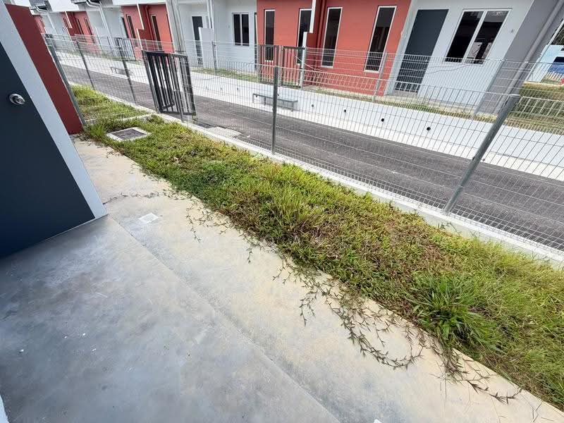 Rumah Teres untuk Dijual di Dengkil (Selangor) - Yantie Qaleesya - Exterior - PropertyGuru.com.my