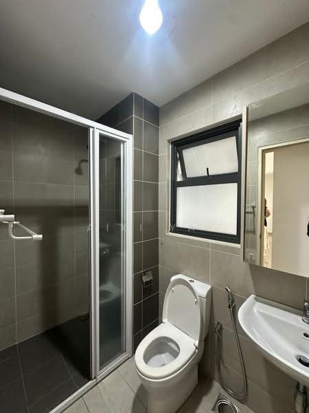 Kondominium untuk Dijual di Lakeville Residence - Aiki Yap - Bathroom - PropertyGuru.com.my