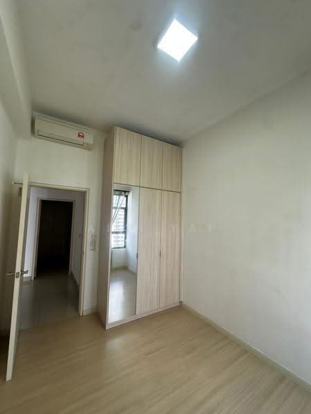 Kondominium untuk Dijual di Lakeville Residence - Aiki Yap - Bedroom - PropertyGuru.com.my