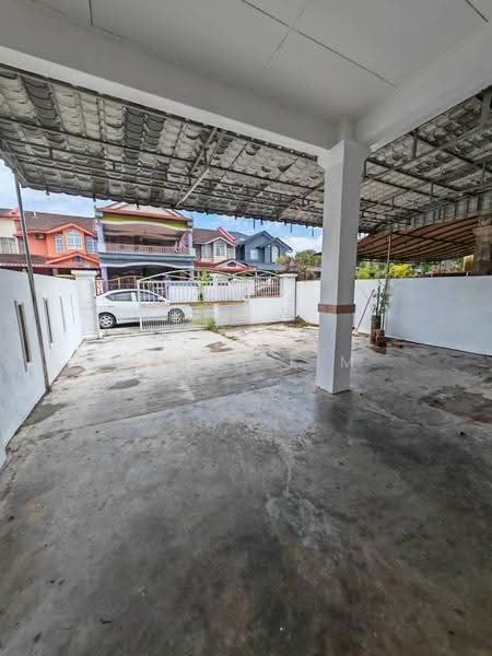1-storey Terraced House for Rent in Bandar Putra Kulai (Kulai) - Alvin Lim - Exterior - PropertyGuru.com.my