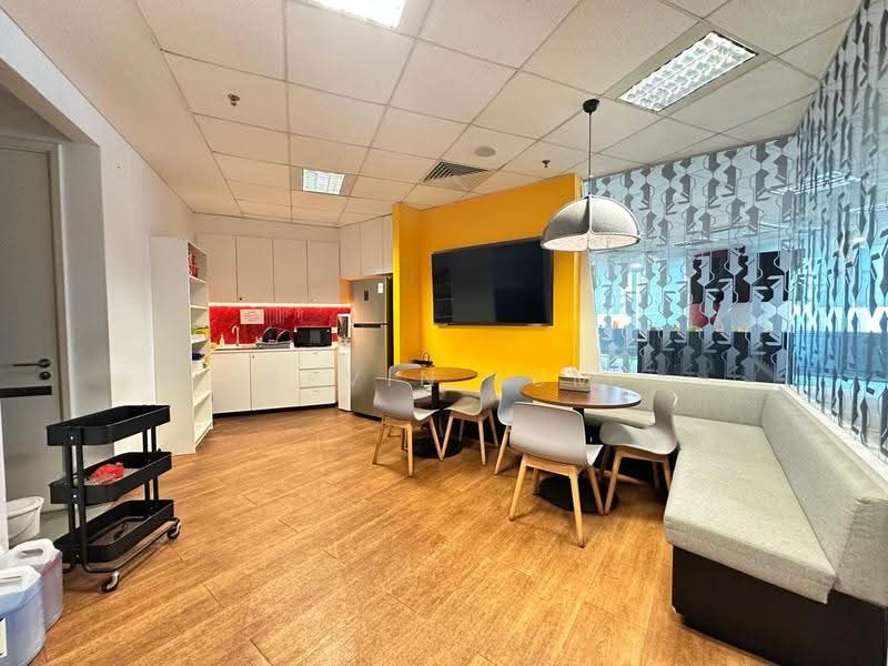 Office for Rent in KLCC (KL City Centre) - Kevin Lum - Kitchen - PropertyGuru.com.my