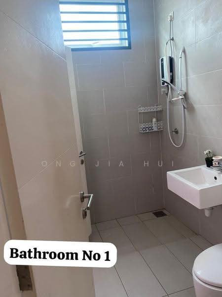 Terraced House for Rent in Bandar Sri Sendayan (Negeri Sembilan) - Ong Jia Hui - Bathroom - PropertyGuru.com.my