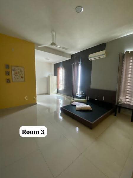 Terraced House for Rent in Bandar Sri Sendayan (Negeri Sembilan) - Ong Jia Hui - Bedroom - PropertyGuru.com.my