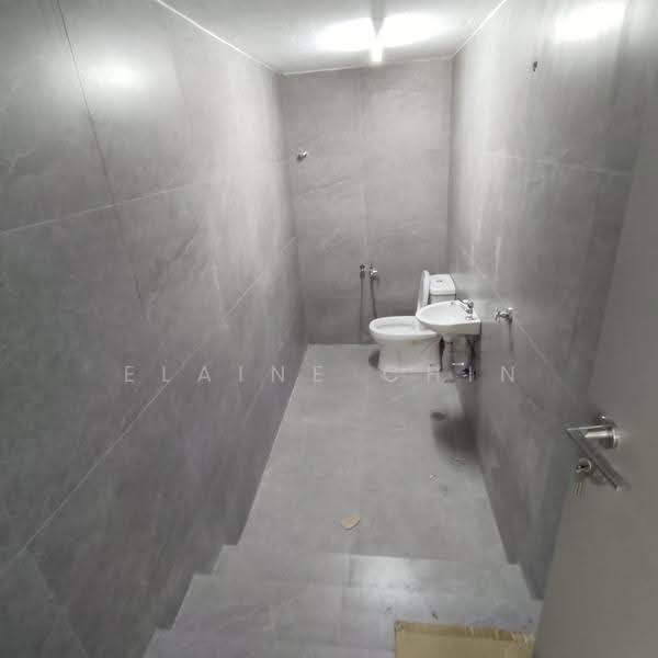 Banglo Komersial untuk Disewa di Damansara Utama (Petaling Jaya) - Elaine Chin - Bathroom - PropertyGuru.com.my