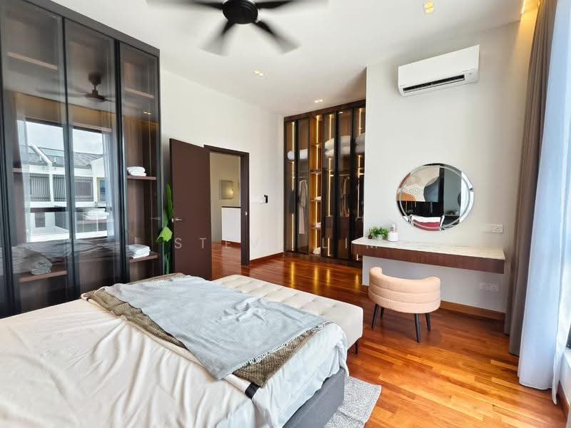 Rumah Kluster untuk Dijual di Alam Impian (Shah Alam) - Steve Lim - Master Bedroom - PropertyGuru.com.my