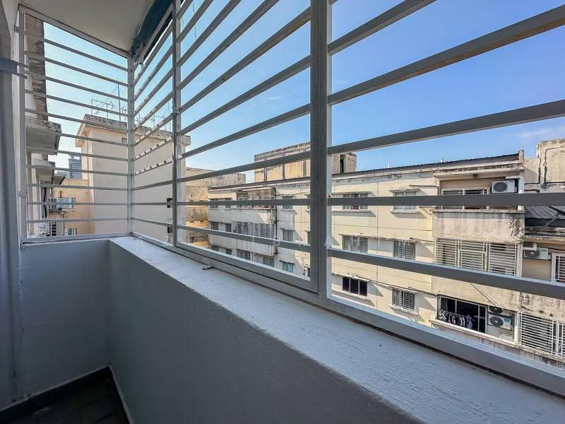 Pangsapuri untuk Dijual di Mandarina Court - Azli Ibrahim - Balcony - PropertyGuru.com.my