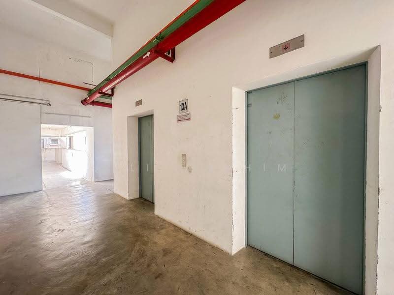 Pangsapuri untuk Dijual di Mandarina Court - Azli Ibrahim - Corridor - PropertyGuru.com.my