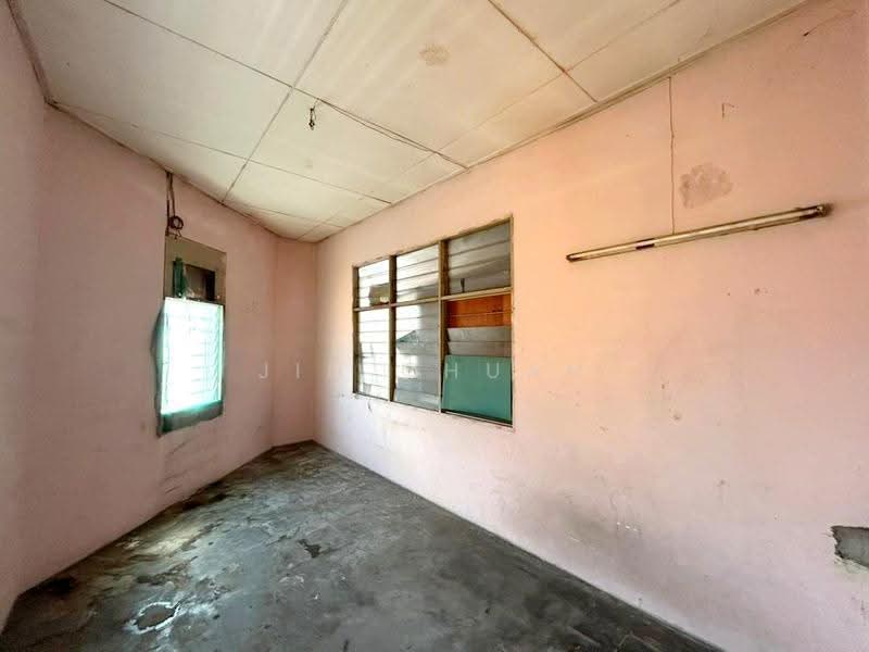 Shop for Rent in Jelutong (Penang) - Jin Chuah - PropertyGuru.com.my