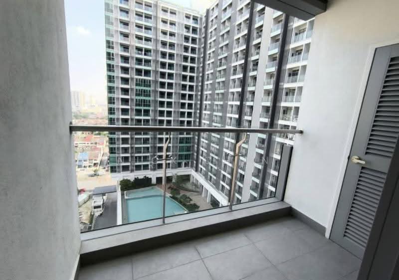 Service Residence for Rent at Dorsett Waterfront Subang - Nick Chan - Balcony - PropertyGuru.com.my