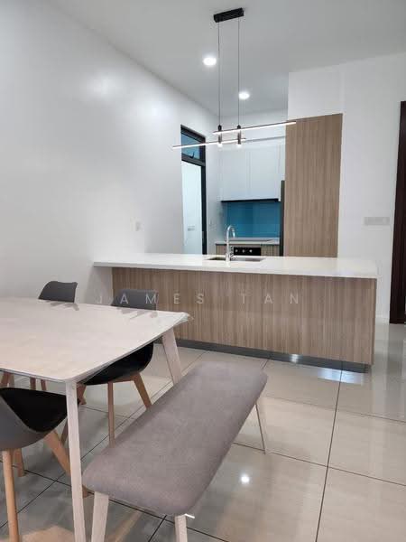 Condominium for Rent at Queens Residences Q1 @ Queens Waterfront - James Tan - Kitchen - PropertyGuru.com.my
