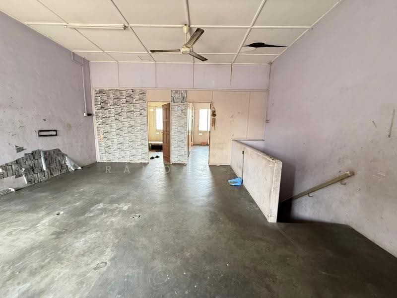 Shop for Rent in Gajah Berang (Melaka City) - Ramona Tan - PropertyGuru.com.my