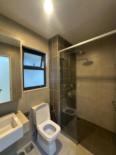 Kondominium untuk Disewa di Lakeville Residence - Aiki Yap - Bathroom - PropertyGuru.com.my