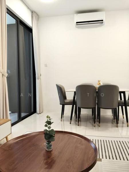 Kediaman Servis untuk Disewa di Vivo Executive Apartment - Angeline Tio - Dining Room - PropertyGuru.com.my