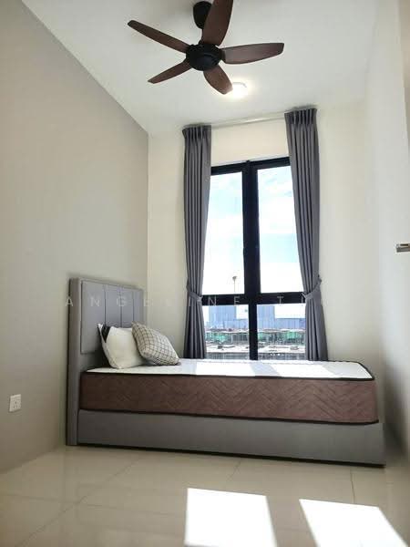 Kediaman Servis untuk Disewa di Vivo Executive Apartment - Angeline Tio - Bedroom - PropertyGuru.com.my