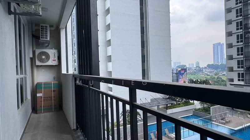Kediaman Servis untuk Disewa di TRELLIS RESIDENCES - Muslieg . - Balcony - PropertyGuru.com.my
