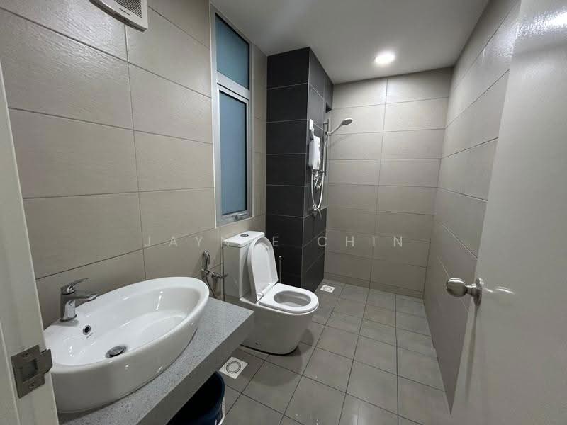 Kediaman Servis untuk Disewa di MIRAI Residences - Jaynee Chin - Bathroom - PropertyGuru.com.my
