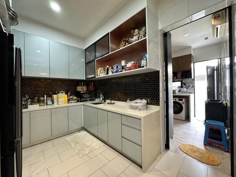 Semi-Detached House for Sale in Setia Alam (Selangor) - Jess Tee - Kitchen - PropertyGuru.com.my