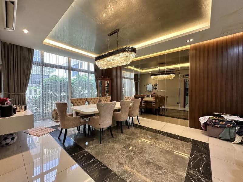 Semi-Detached House for Sale in Setia Alam (Selangor) - Jess Tee - Dining Room - PropertyGuru.com.my