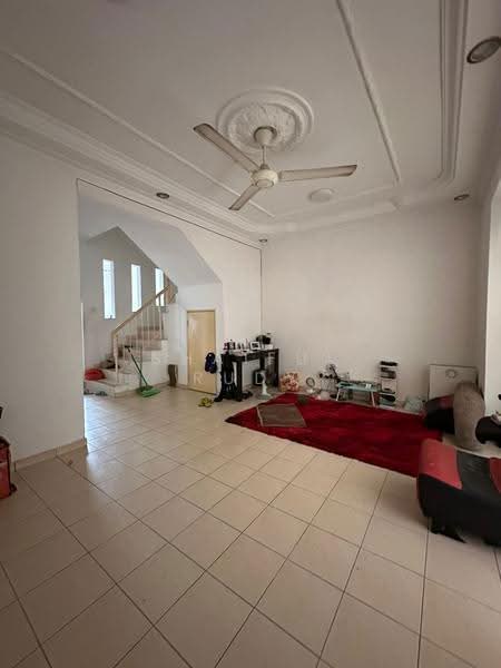 2-storey Terraced House for Sale in Saujana Utama 3 (Ijok) - Shaiful Rudy - Living Room - PropertyGuru.com.my