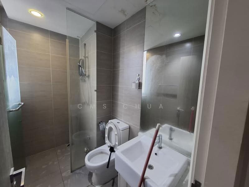Service Residence for Rent at Icon Residenz @ Icon City - CMS Chua - Bathroom - PropertyGuru.com.my