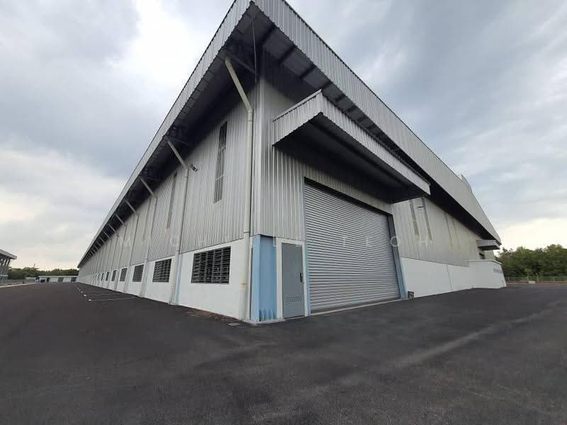 Semi-D Factory for Rent in Balakong (Selangor) - Michelle Teoh - Exterior - PropertyGuru.com.my