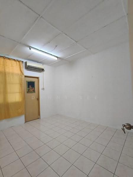 1-storey Terraced House for Sale in Taman Putri Kulai (Kulai) - Danny See - Interior - PropertyGuru.com.my