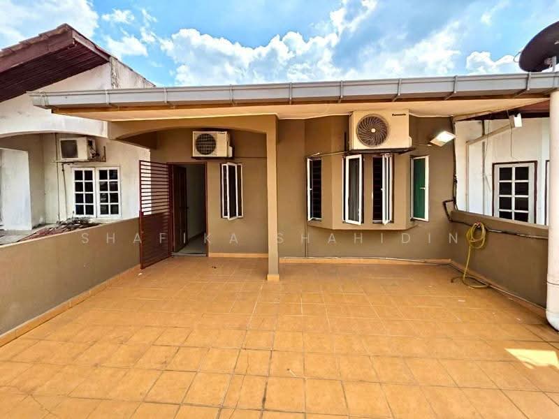 2-storey Terraced House for Sale in Taman Mesra (Klang) - Shafika Shahidin - PropertyGuru.com.my