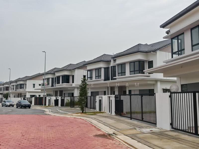 Rumah Berkembar untuk Dijual di Cyber 10 (Cyberjaya) - Grace Tham - Exterior - PropertyGuru.com.my