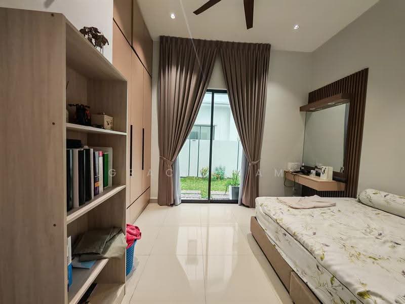 Rumah Berkembar untuk Dijual di Cyber 10 (Cyberjaya) - Grace Tham - Bedroom - PropertyGuru.com.my