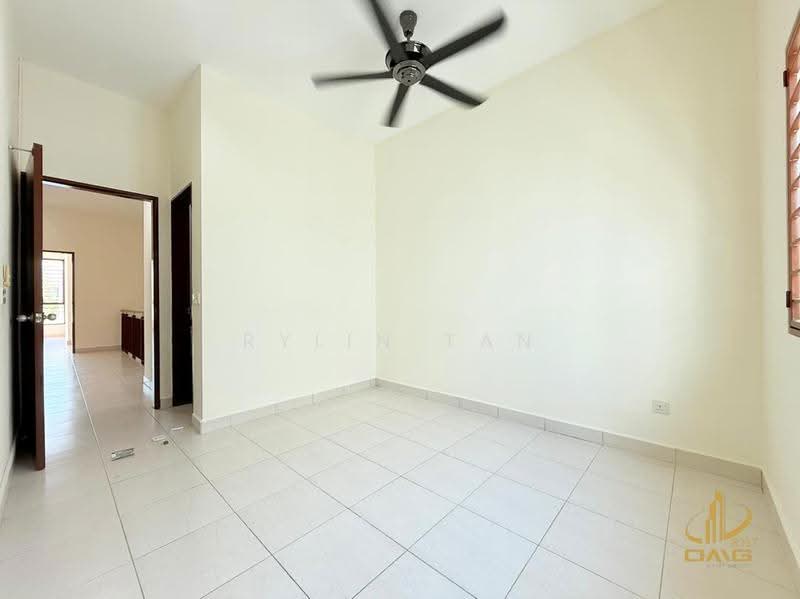 Rumah Teres 2-Tingkat untuk Dijual di Setia Indah 12 (Setia Alam) - Rylin Tan - Interior - PropertyGuru.com.my