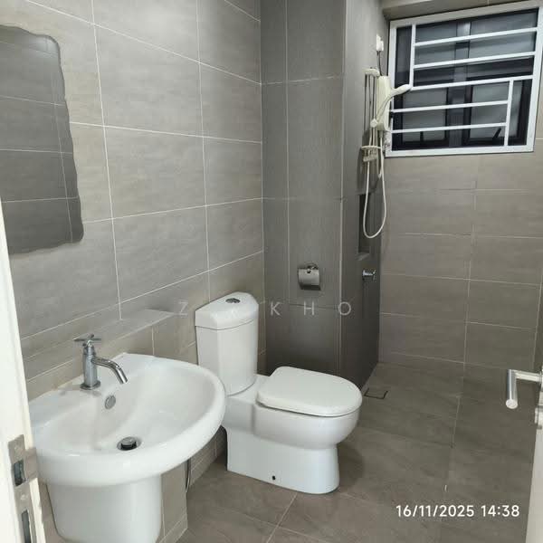 Condominium for Sale at Ascenda Residence @ Skyarena - ZX KHO - Bathroom - PropertyGuru.com.my