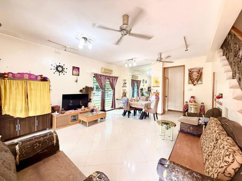 2-storey Terraced House for Sale in Bandar Sunway Semenyih (Semenyih) - Azli Ibrahim - Living Room - PropertyGuru.com.my