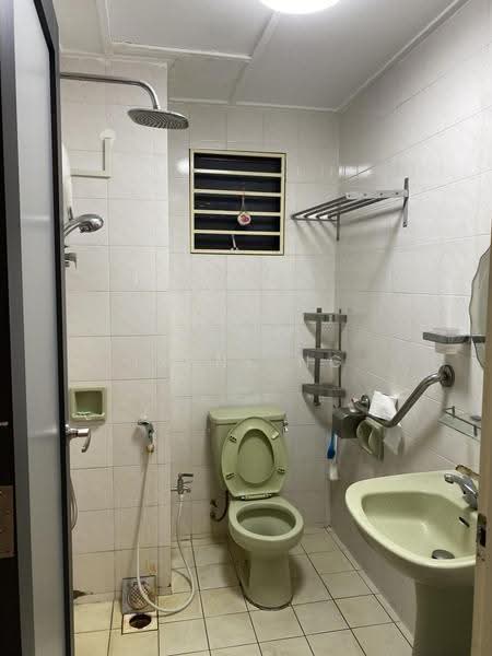 Apartment for Sale at Mutiara Serdang (Turf View) - Irene Ng - Bathroom - PropertyGuru.com.my