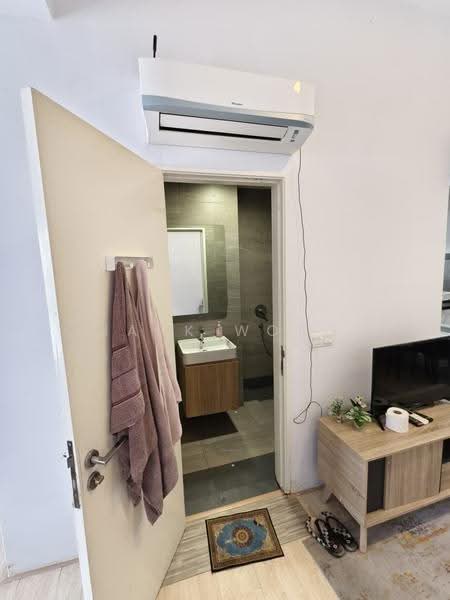 Kediaman Servis untuk Dijual di Aurora Suites @ Bukit Jalil - Jack Wong - Bathroom - PropertyGuru.com.my
