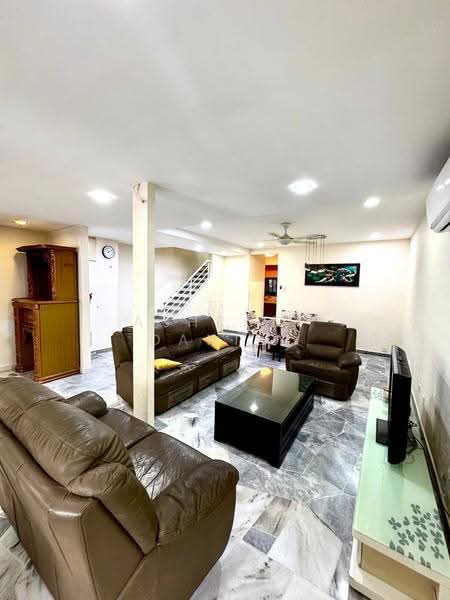 2-storey Terraced House for Sale in Taman Bukit Permai (Ampang) - Ashraff Daniel - Living Room - PropertyGuru.com.my