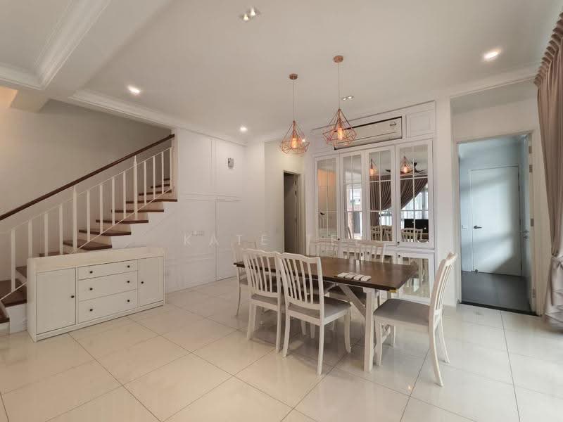 Cluster House for Sale in Eco Botanic (Iskandar Puteri (Nusajaya)) - Kate Tee - Dining Room - PropertyGuru.com.my