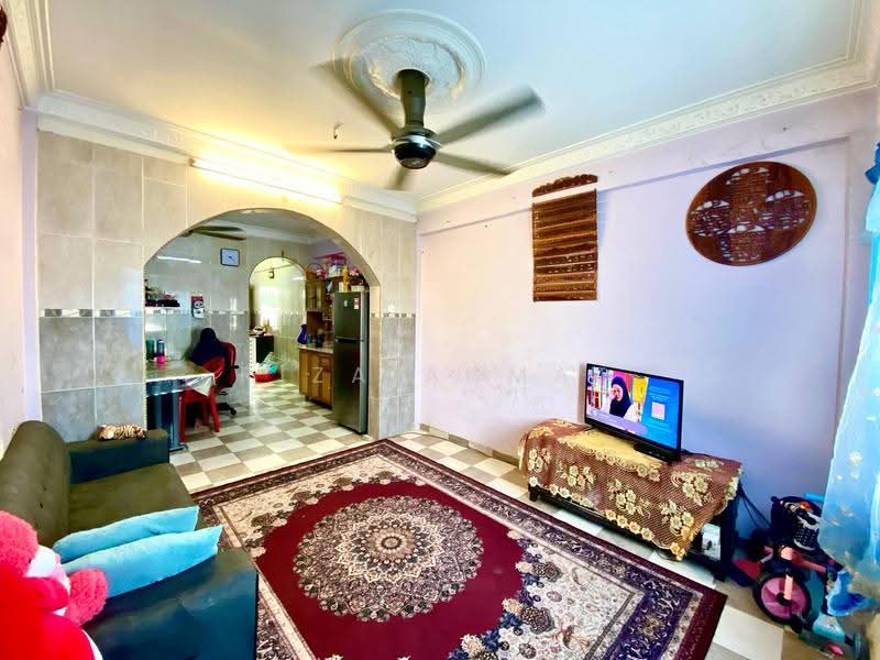 Flat for Sale at Desa Tasik Fasa 6B - Riza Ahmad - Living Room - PropertyGuru.com.my