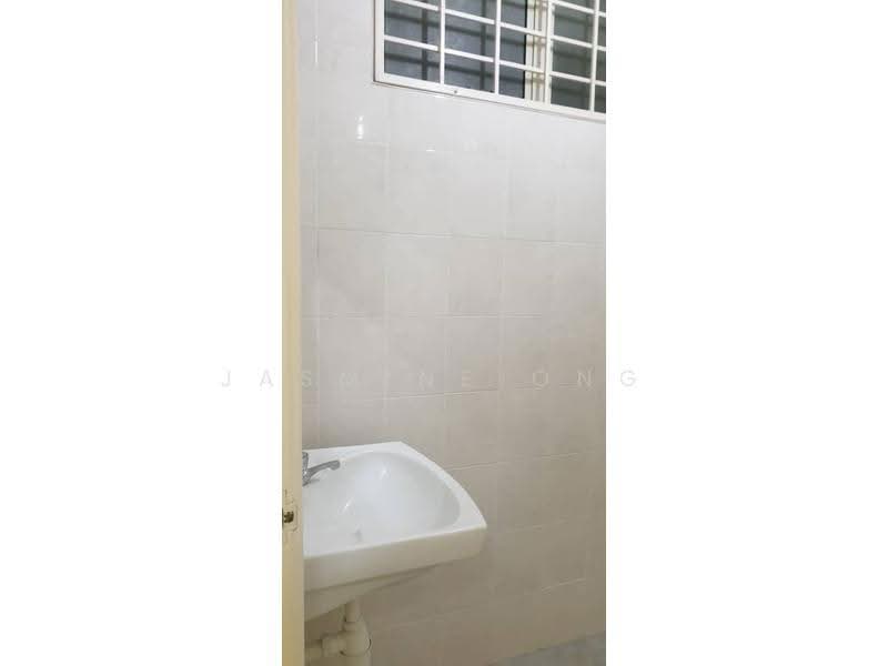 Service Residence for Sale at Fortune Avenue - Jasmine Ong - Bathroom - PropertyGuru.com.my