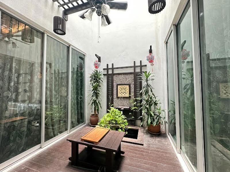 2.5-storey Terraced House for Sale in Taman Oasis (Cheras) - Jocelyn Soo - Garden - PropertyGuru.com.my