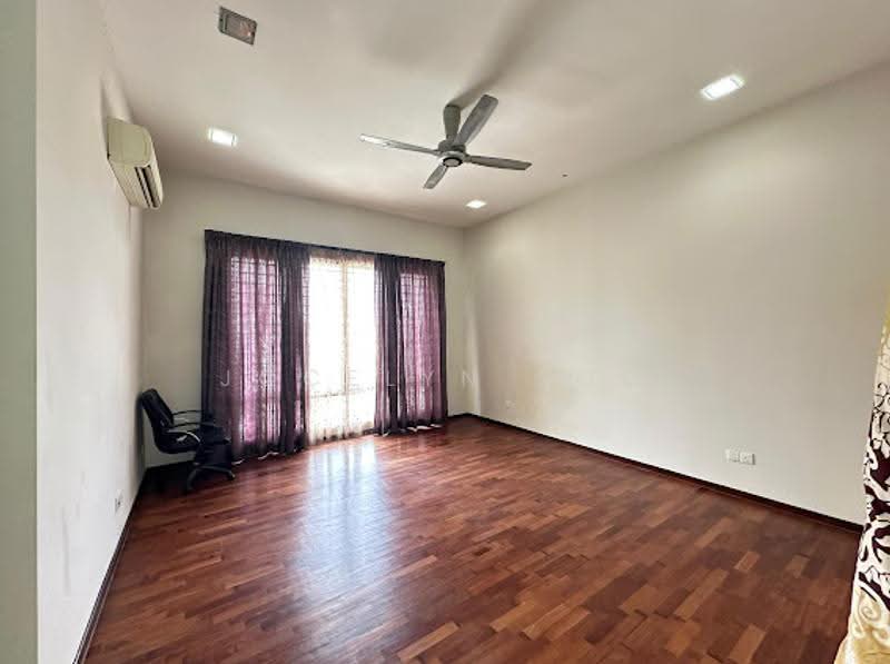 2.5-storey Terraced House for Sale in Taman Oasis (Cheras) - Jocelyn Soo - Living Room - PropertyGuru.com.my