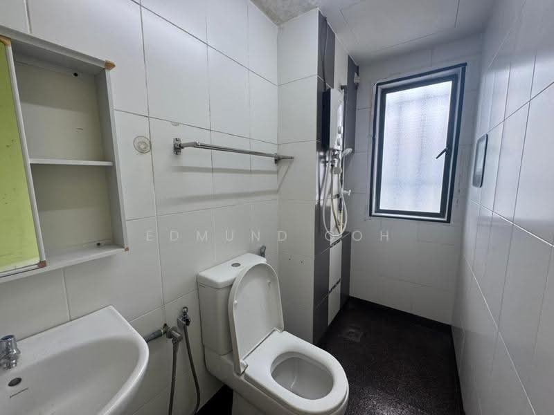 Service Residence for Sale at Zeva @ Equine South - Edmund Goh - Bathroom - PropertyGuru.com.my