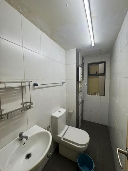 Service Residence for Sale at Zeva @ Equine South - Edmund Goh - Bathroom - PropertyGuru.com.my