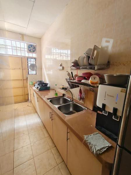 Rumah Teres 2-Tingkat untuk Dijual di Taman Idaman (Simpang Ampat) - FU HOW - Kitchen - PropertyGuru.com.my