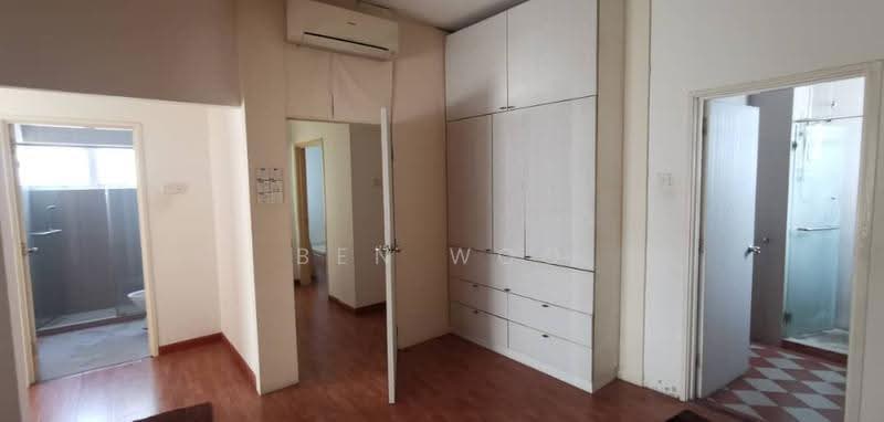 Kondominium untuk Dijual di Desa Impiana - Ben Woo - Bathroom - PropertyGuru.com.my
