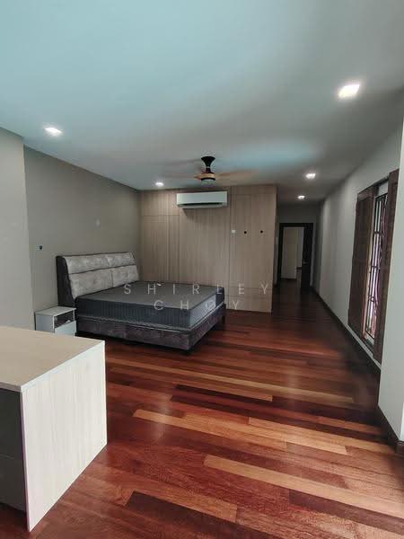 Rumah Banglo untuk Dijual di Alam Damai (Cheras) - Shirley Choy - Bedroom - PropertyGuru.com.my